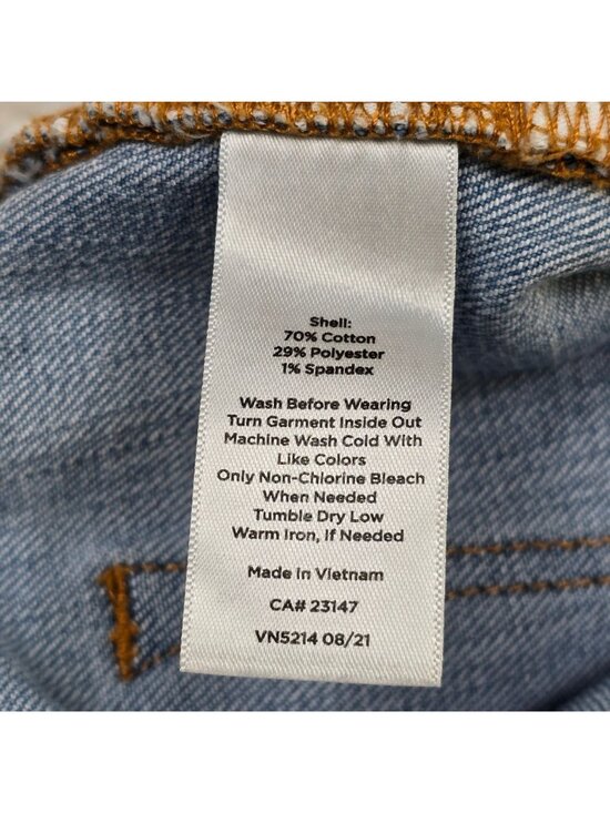 Talbots 6P Womens Girlfriend Denim Shorts Light Wash Casual Stretchy Cuffed - Picture 3 of 4